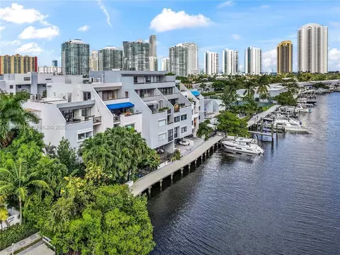 430 Poinciana Dr #1710, Sunny Isles Beach, FL 33160