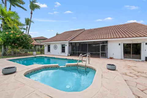 8505 NW 77th St, Tamarac, FL 33321