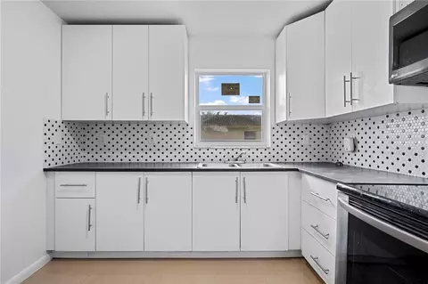 3100 Coral Springs Dr #2A, Coral Springs, FL 33065