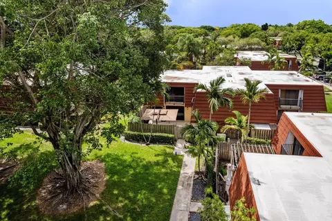 730 NW 99th Cir, Plantation, FL 33324