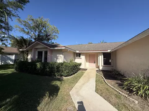 14798 Paddock Dr, Wellington, FL 33414