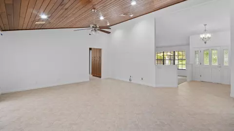 Living - 7510 E Cypresshead Dr, Parkland, FL 33067 photo 2 of 7