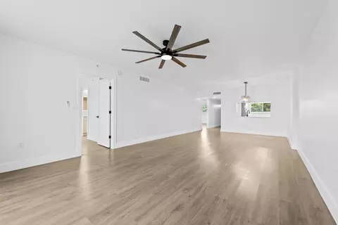 4734 E Lucerne Lakes Blvd E #303, Lake Worth, FL 33467