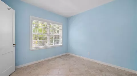 Bedroom - 258 Pendleton Ave, Palm Beach, FL 33480 photo 4 of 5