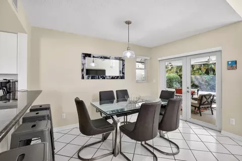 Dining - 1306 SE 5th Ct, Dania Beach, FL 33004 photo 1 of 1