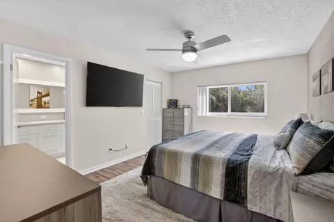 Bedroom - 1306 SE 5th Ct, Dania Beach, FL 33004 photo 1 of 4
