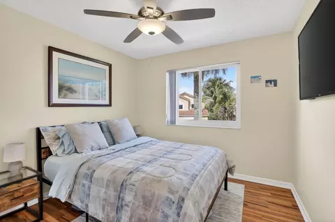 Bedroom - 1306 SE 5th Ct, Dania Beach, FL 33004 photo 4 of 4