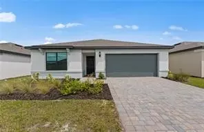 1029 Caloosa Breeze Dr, Labelle, FL 33935