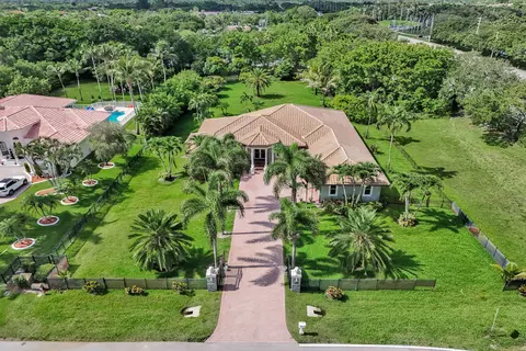 12360 NW 18th St, Plantation, FL 33323