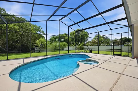 Exterior - 4599 SE Halston Ct, Stuart, FL 34997 photo 8 of 10