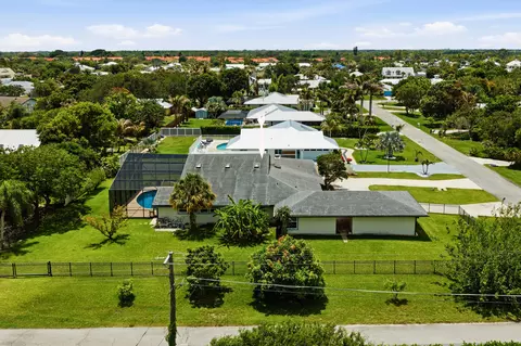 View/Area - 4599 SE Halston Ct, Stuart, FL 34997 photo 3 of 10