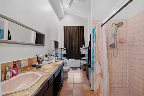 Bath - 4599 SE Halston Ct, Stuart, FL 34997 photo 1 of 3