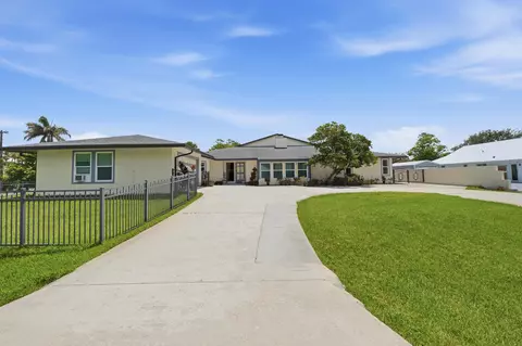 4599 SE Halston Ct, Stuart, FL 34997