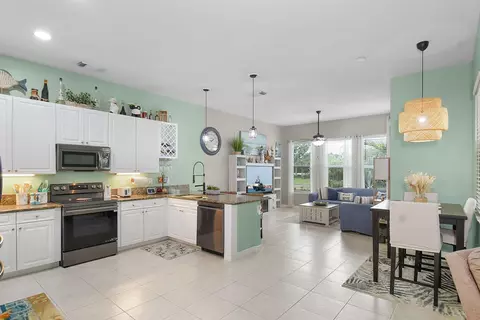 10771 SW Waterway Ln, Port Saint Lucie, FL 34987