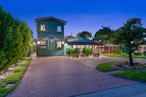 1720 NE 17th Ave, Fort Lauderdale, FL 33305