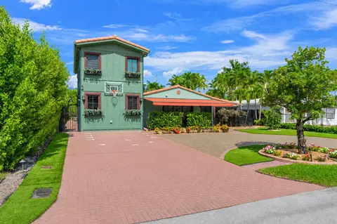 1720 NE 17th Ave, Fort Lauderdale, FL 33305