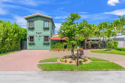 1720 NE 17th Ave, Fort Lauderdale, FL 33305