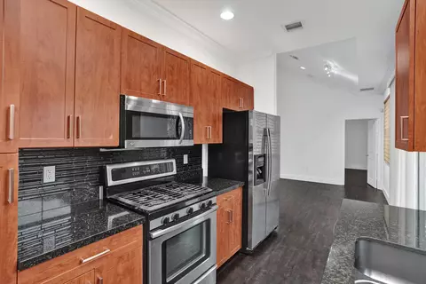 12662 NW 32nd Pl, Sunrise, FL 33323