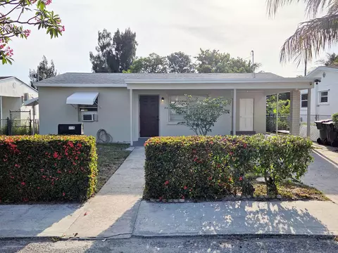 715 S C St, Lake Worth, FL 33460