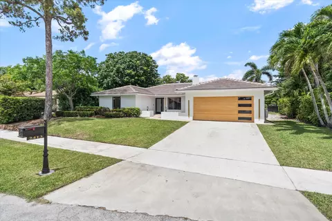 2413 NW 26th St, Boca Raton, FL 33431