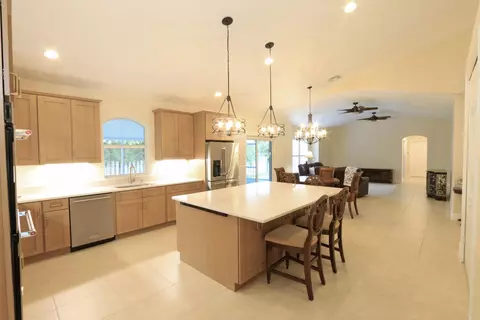 2879 SE Peru St, Port Saint Lucie, FL 34984