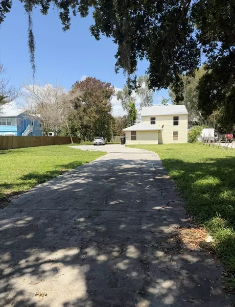 311 N 11th St, Fort Pierce, FL 34950