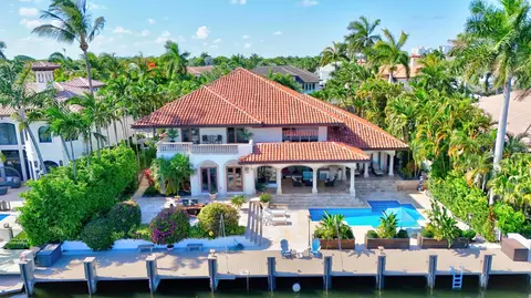 2740 NE 17th St, Fort Lauderdale, FL 33305