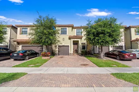 5809 NW 46th Ln, Tamarac, FL 33319