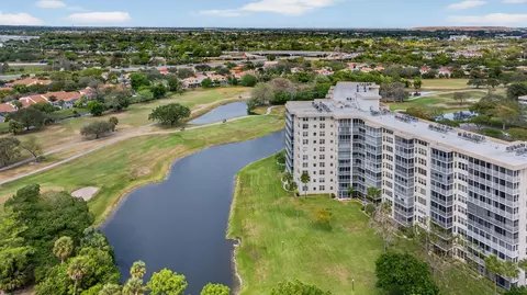 3507 Oaks Way #501, Pompano Beach, FL 33069