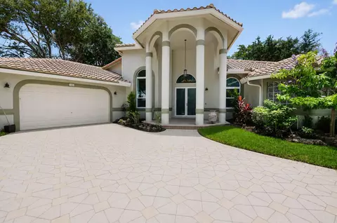 7008 NW 66th Ter, Parkland, FL 33067