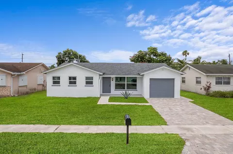 22171 SW 62nd Ave, Boca Raton, FL 33428