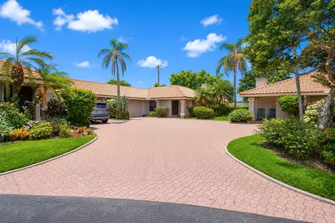 7986 Palacio Del Mar Dr, Boca Raton, FL 33433