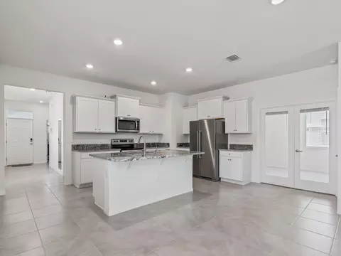 Kitchen - 5536 NW 40th Loop, Ocala, FL 34482 photo 1 of 8
