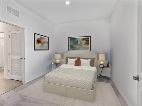 Bedroom - 5536 NW 40th Loop, Ocala, FL 34482 photo 1 of 8