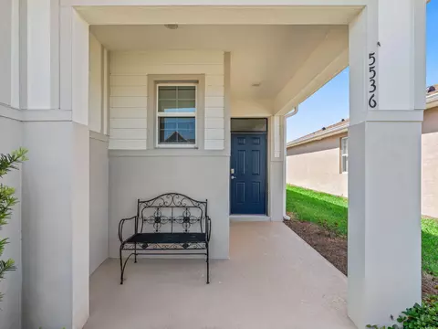 Exterior - 5536 NW 40th Loop, Ocala, FL 34482 photo 7 of 8