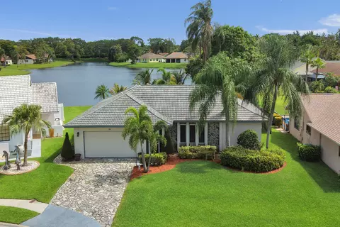 86 Las Brisas, Boynton Beach, FL 33426