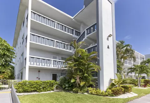 2002 Berkshire A, Deerfield Beach, FL 33442