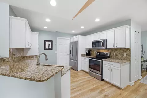 72 E Mediterranean Blvd E, Port St Lucie, FL 34952