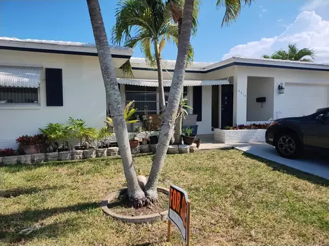 6810 NW 75th St, Tamarac, FL 33321