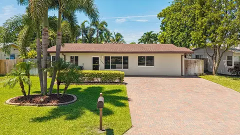 1660 NE 31st Ct, Pompano Beach, FL 33064