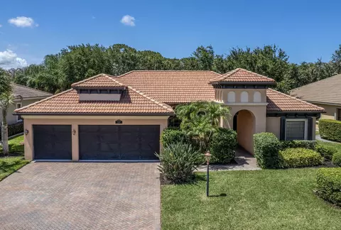 2295 NW Diamond Creek Way, Jensen Beach, FL 34957