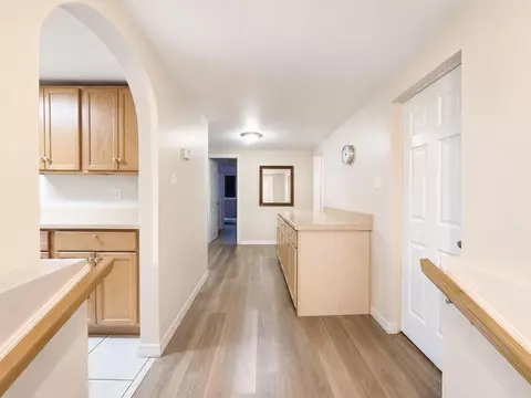 Entry Way - 1111 NW 3rd St, Okeechobee, FL 34972 photo 3 of 5