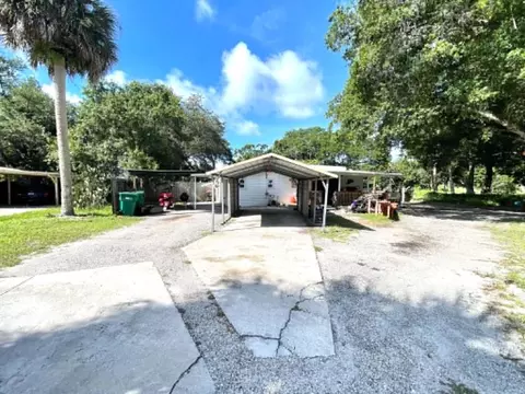 Exterior - 1111 NW 3rd St, Okeechobee, FL 34972 photo 9 of 9