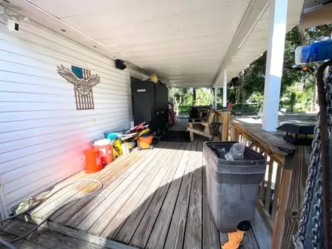 Exterior - 1111 NW 3rd St, Okeechobee, FL 34972 photo 5 of 9