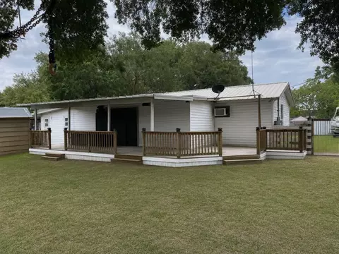 1111 NW 3rd St, Okeechobee, FL 34972