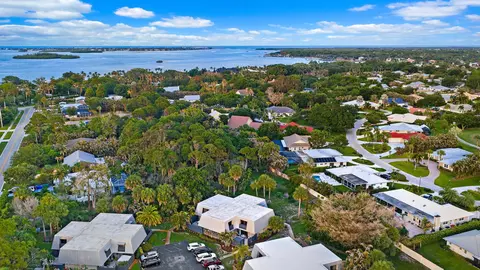 View/Area - 3840 SE Jefferson St, Stuart, FL 34997 photo 1 of 15