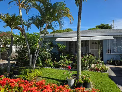 528 49th St, West Palm Beach, FL 33407