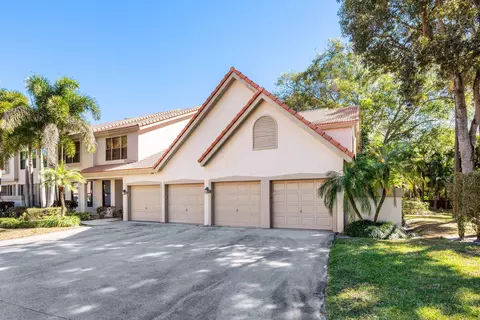 5780 Coach House Cir #C, Boca Raton, FL 33486