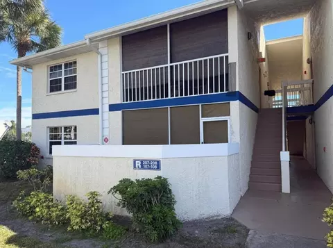 1531 SE Royal Green Cir UNIT 207, Port Saint Lucie, FL 34952