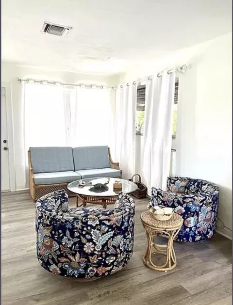 24 SW 12th St, Dania Beach, FL 33004